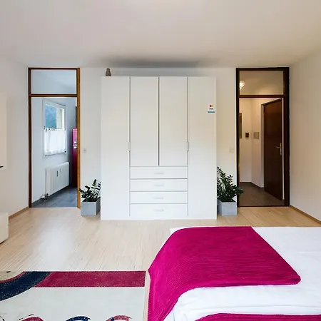 Apartment W&s Executive - *